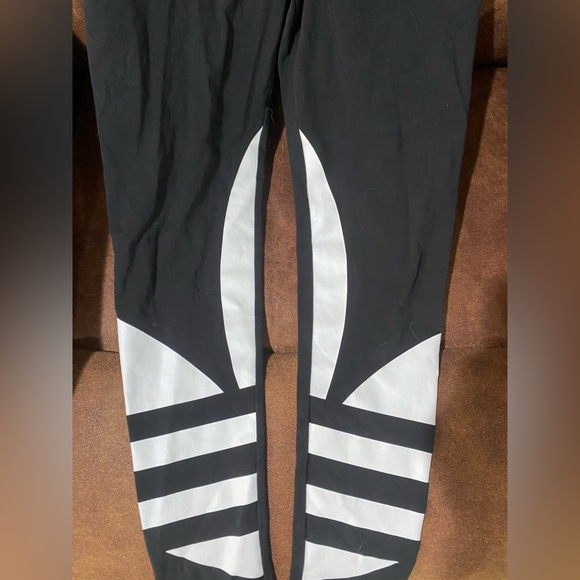 Adidas leggings. - Picture 3 of 5